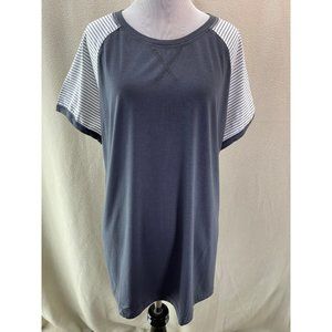 Women's Gray / White Striped Sleeve Crew Neck Lounge/Casual Tee